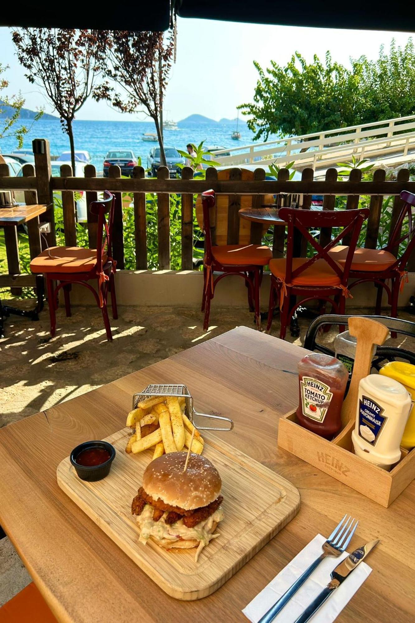 קלקן Pier House Hotel מראה חיצוני תמונה