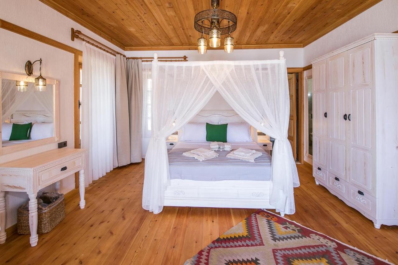 קלקן Pier House Hotel מראה חיצוני תמונה